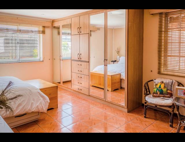 4 BEDROOM FREESTANDING SOLD IN BELHAR